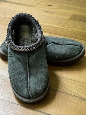 UGG Tasman Slippers Blue Charcoal Slate Gray Suede Shearling Cozy